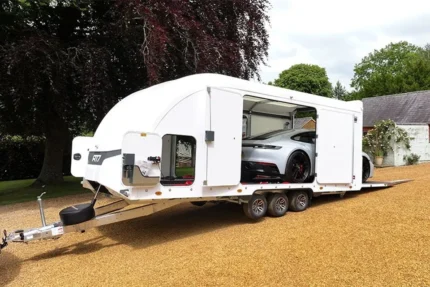 Autotransporter Brian James Renntransporter 7